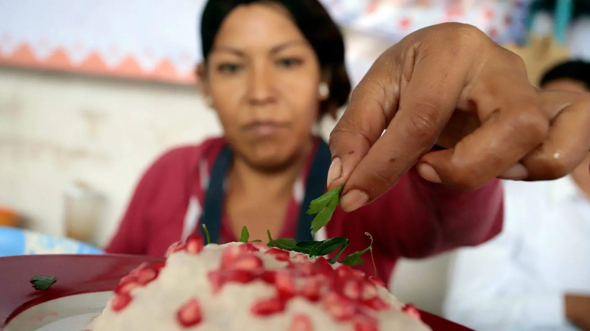 Preparación Chiles en nogada